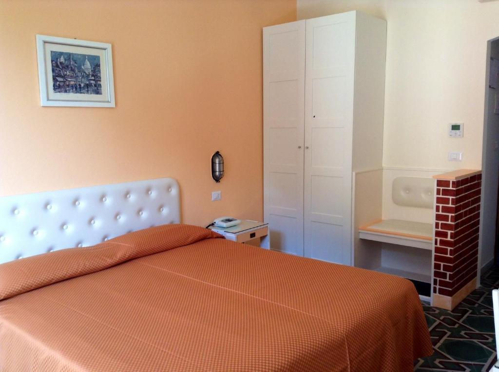 Hotel Maggiore Moneglia Room photo